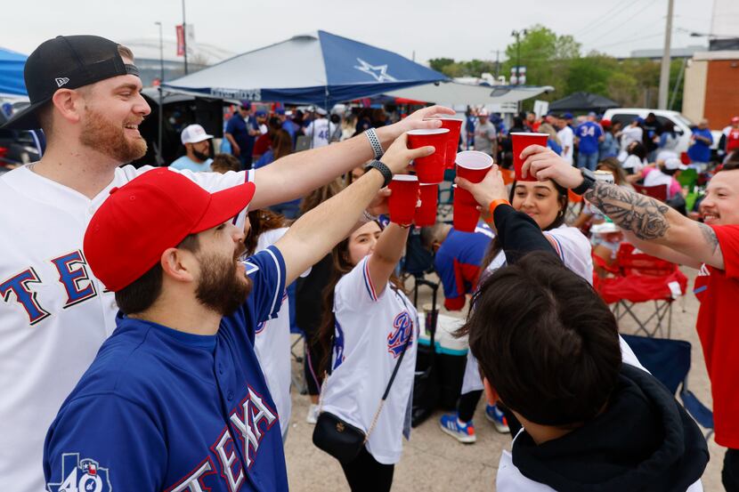 Texas Rangers among MLB teams extending beer sales through 8th inning