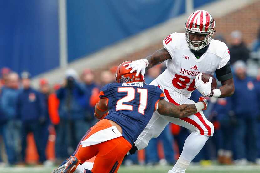 CHAMPAIGN, IL - NOVEMBER 11: Ian Thomas (#80) of the Indiana Hoosiers runs after a catch as...