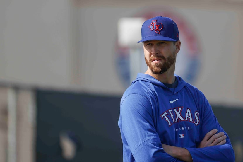Rangers plan to get Jacob deGrom's 'arm moving again' after four