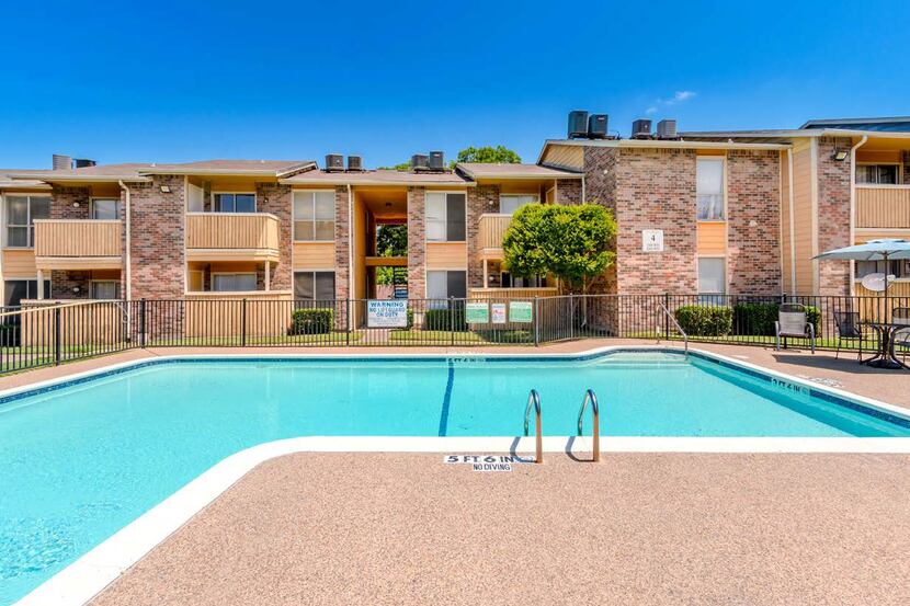 The Bella Vista Creek apartments in Dallas sold to an Austin investor.