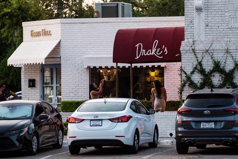 An exterior view of the restaurant Drake's Hollywood, on Monday evening, Aug. 9, 2021 in...