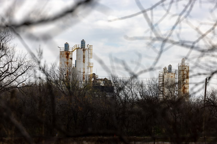 The Texas Materials asphalt plant can be seen from the Luna Vista Golf Park in Dallas on...