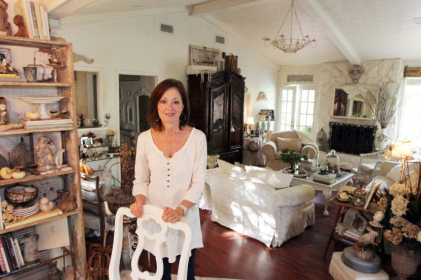 Paula Young has taken her passion for all things white and created a cozy and collected...