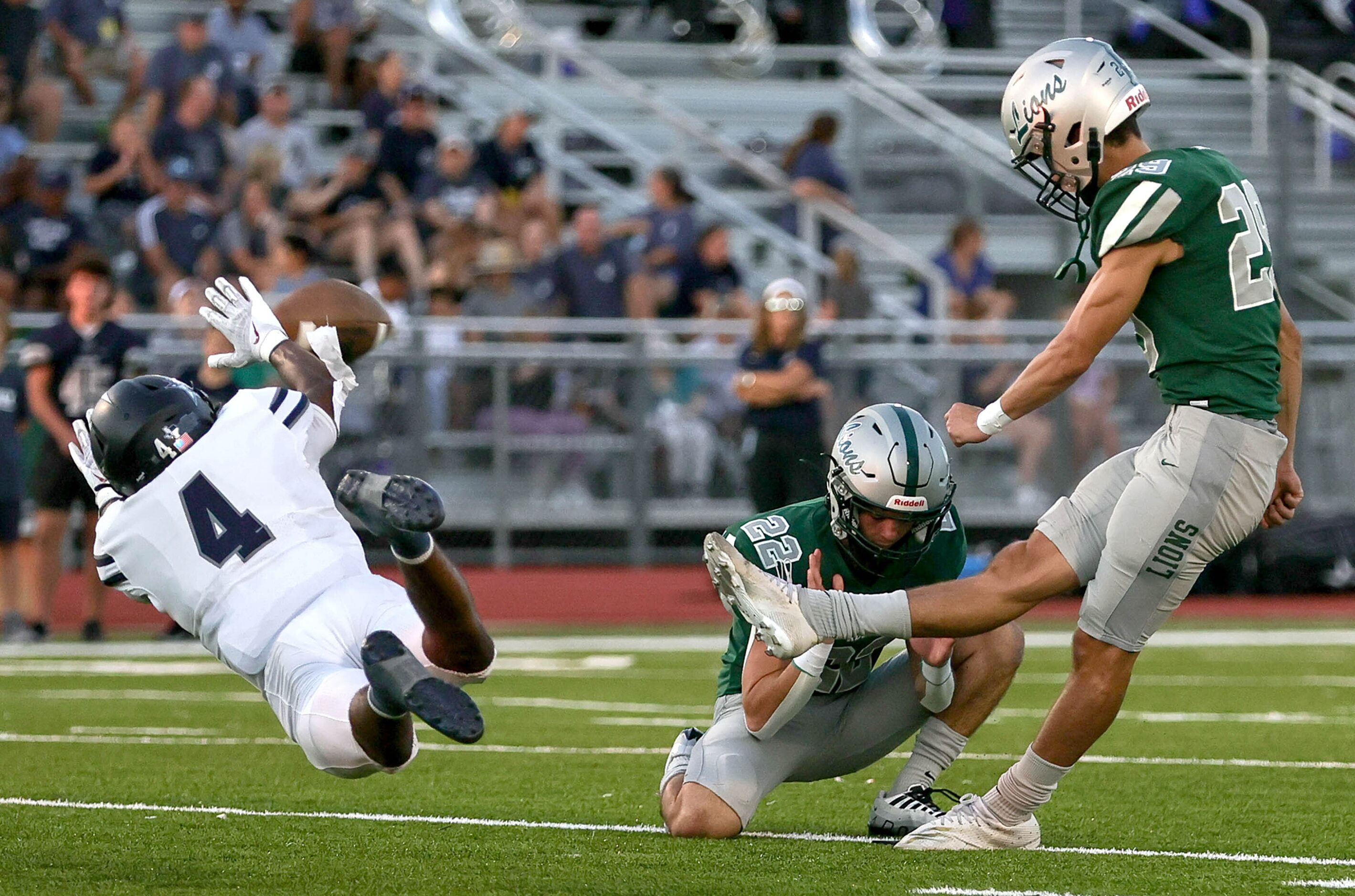 Frisco Reedy place kicker Jackson Runyan (29) attempts a field goal against Frisco Lone Star...