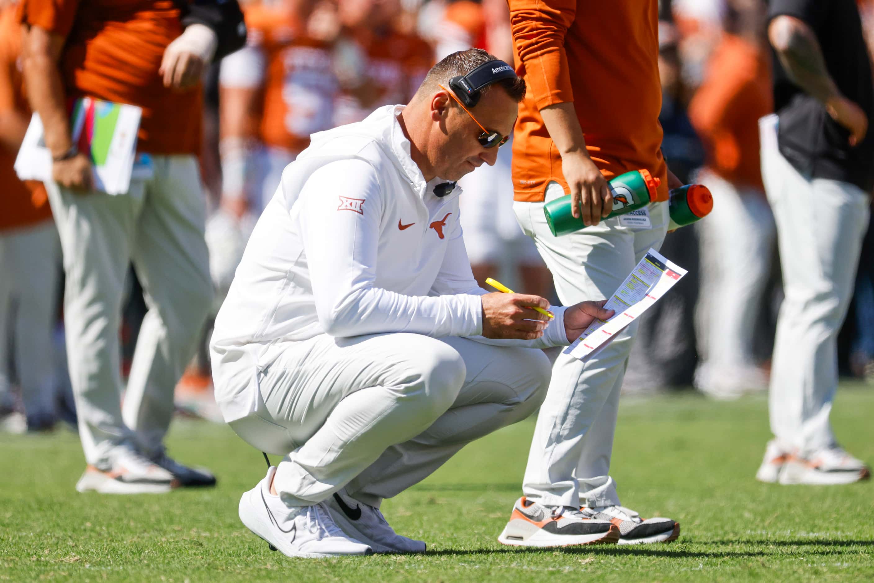 dTexas head coach Steve Sarkisian during the second half of Red River Rivalry at the Cotton...