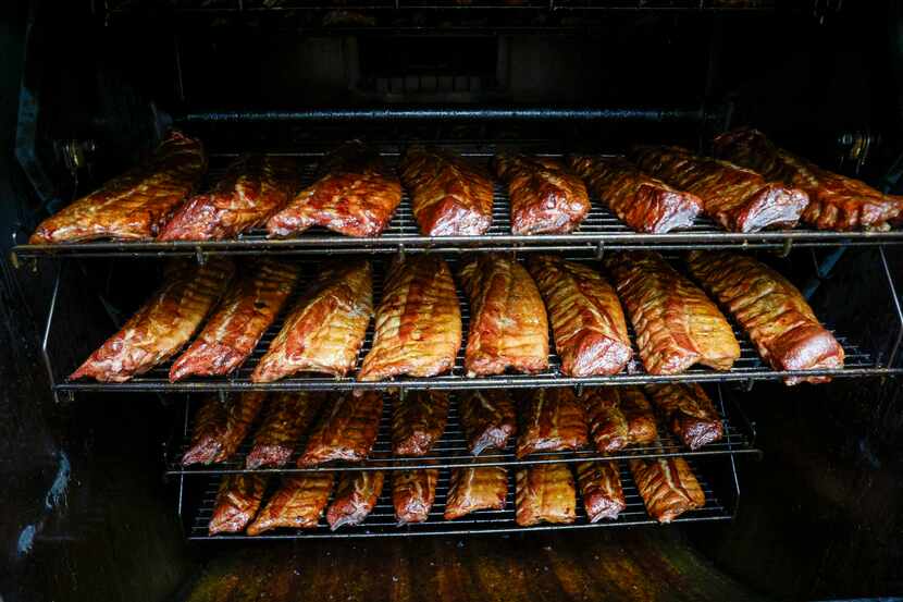 Here's the rub: Barbecue fanatics are flocking to Ribbee's in Fort Worth. After selling out...
