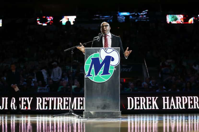 Former Dallas Mavericks player Derek Harper speaks before the unveiling of his retired...