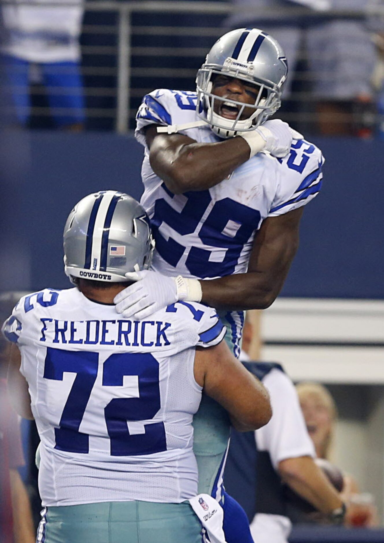 Dallas Cowboys running back DeMarco Murray (29) celebrates his second quarter touchdown with...