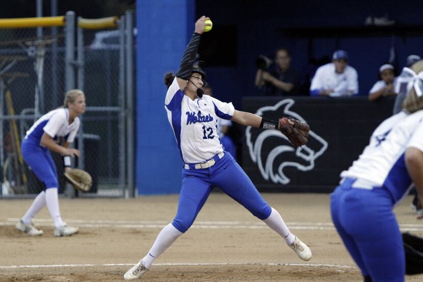 Plano West junior pitcher Sierra Lange (12) pitches during a District 6-6A game with Plano...
