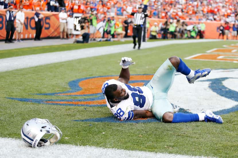 Dallas Cowboys wide receiver Dez Bryant (88) after missing a possible catch for a touchdown...