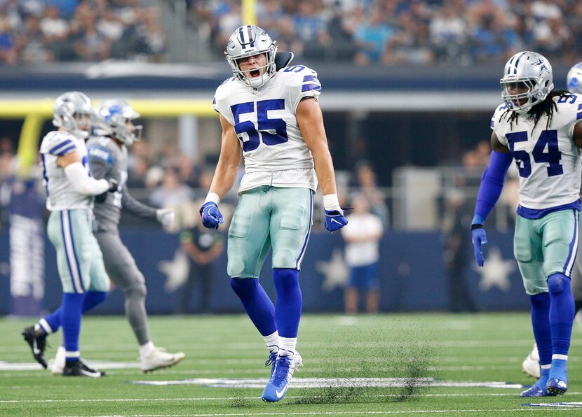 Dallas Cowboys linebacker Leighton Vander Esch (55) celebrates his second quarter stop of...