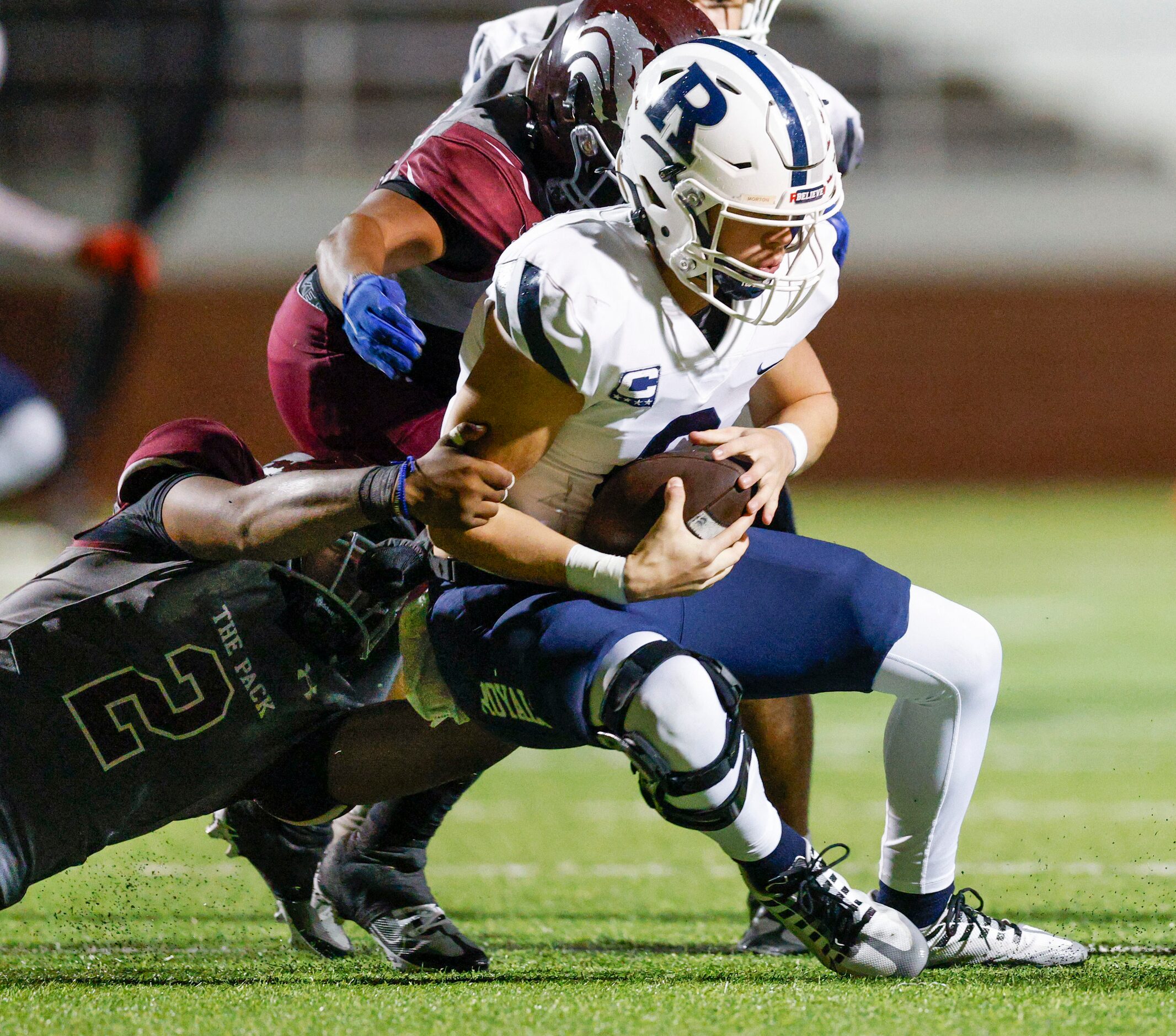 Mansfield Timberview linebacker Joel Ardern (2) sacks Richlalnd quarterback Bryce Morton (6)...