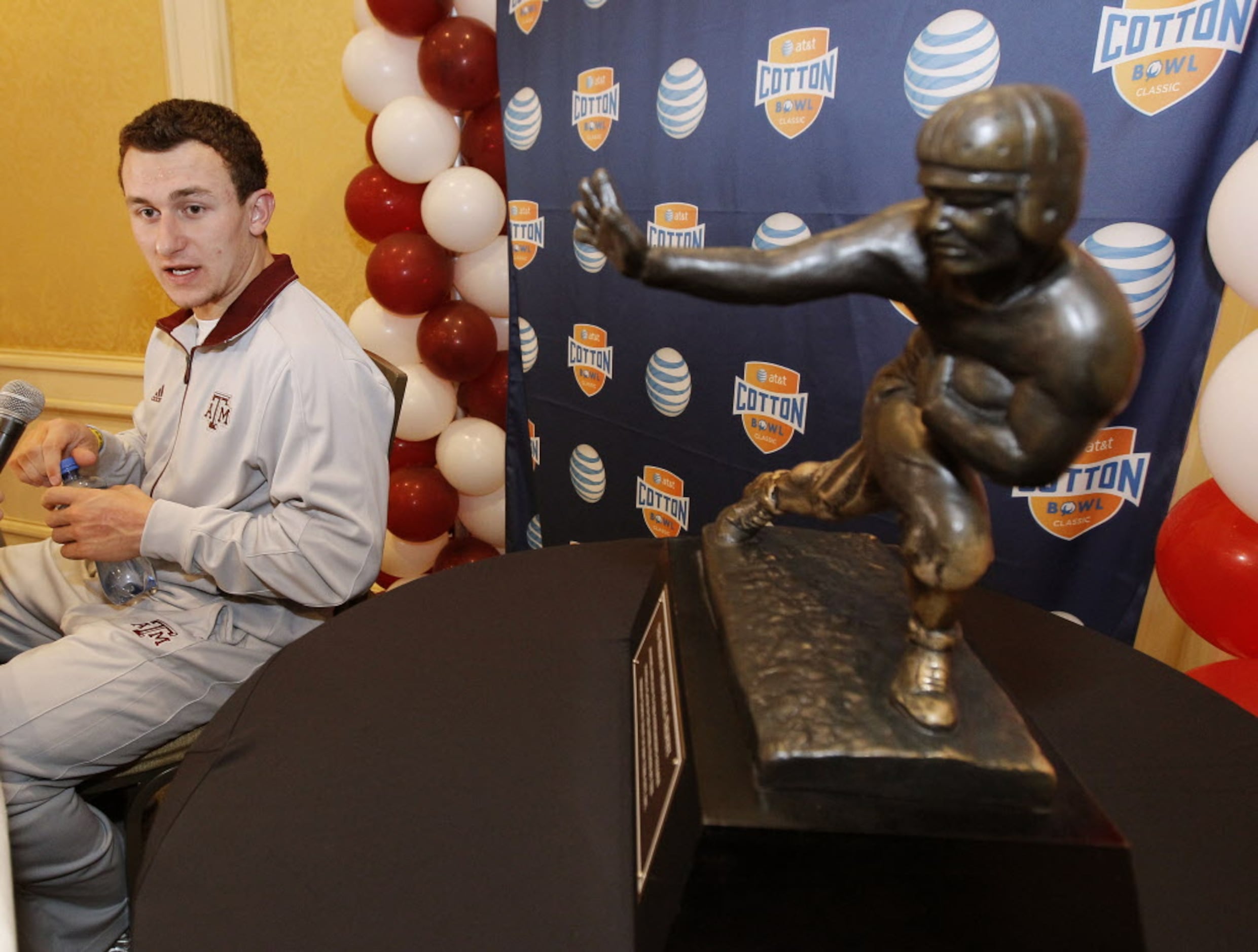 Johnny Manziel, Kerrville: Even in the town where he learned to play the  game, Johnny Football is polarizing.