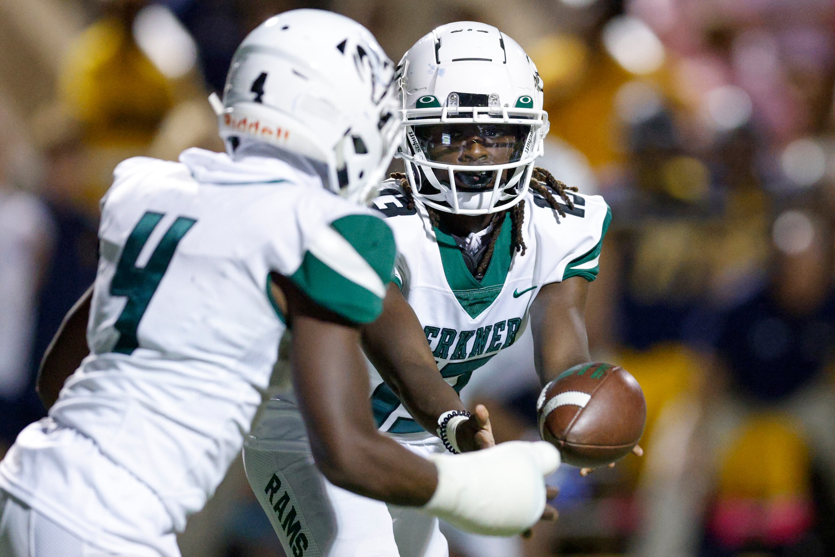 Richardson Berkner quarterback Demarcus Calhoun (13) pitches the ball to running back Jamary...