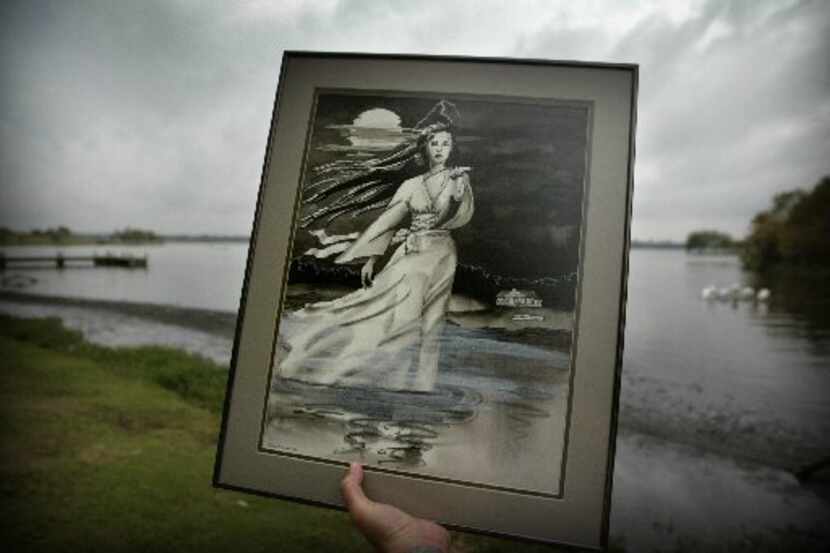 La artista Lea Ann Hudson's dibujó a la Dama del Lago. La leyenda urbana es similar al de...