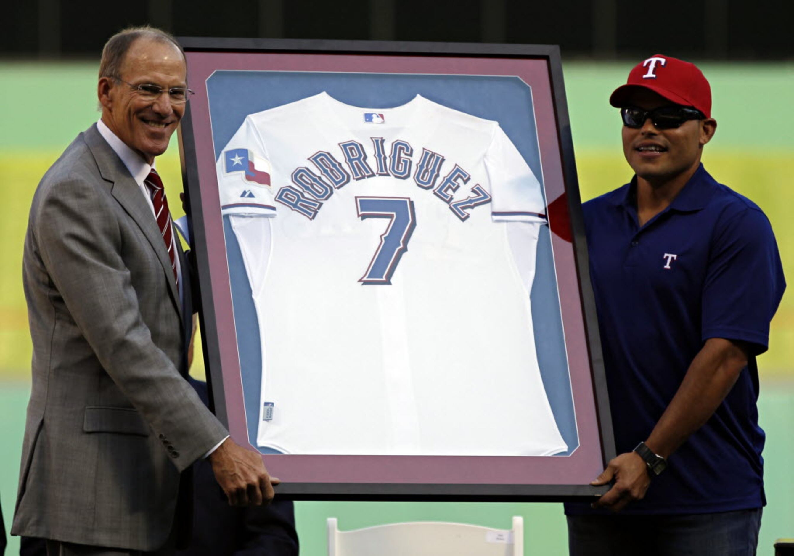 Pudge Rodriguez Debut with Yankees – Digital Clothing