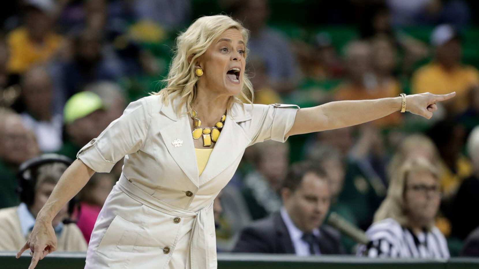 Baylor head coach Kim Mulkey instructs her team in the first half of a second-round game...