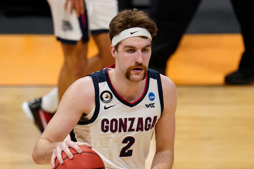 Gonzaga forward Drew Timme (2) plays against Oklahoma in the first half of a second-round...
