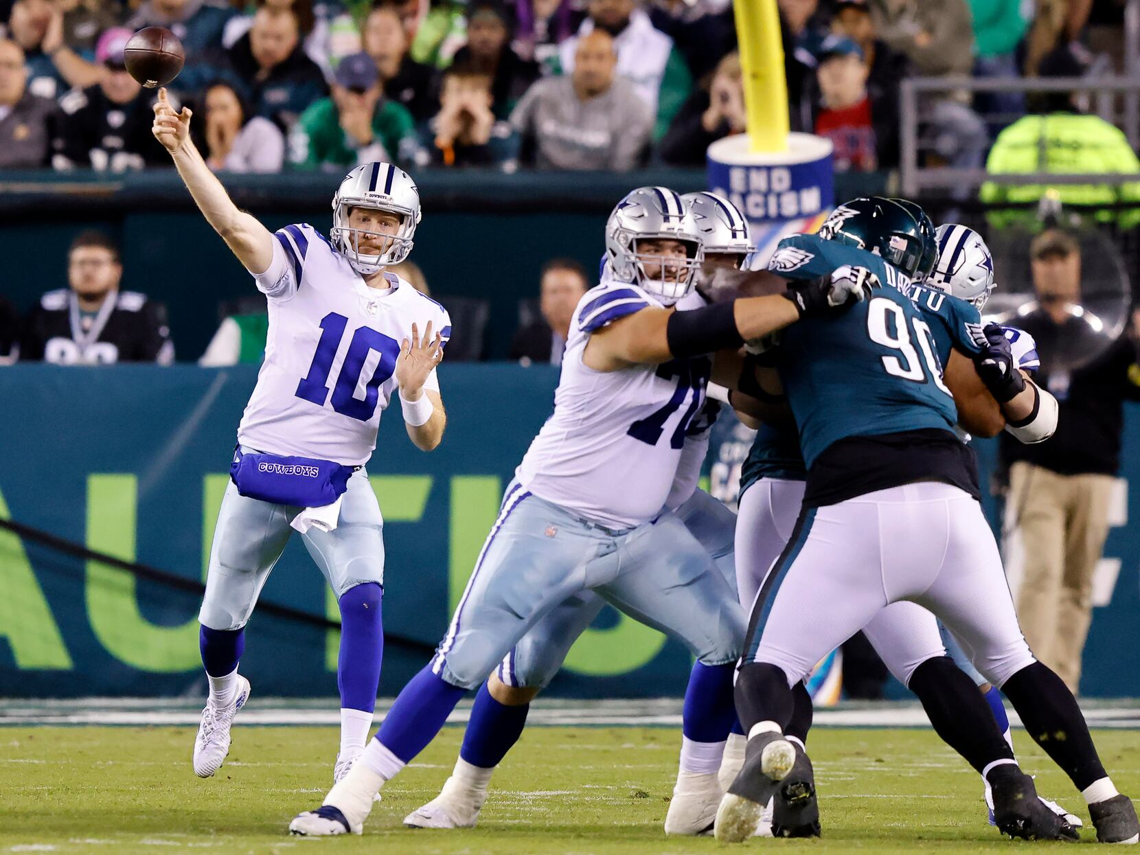 Dallas Cowboys lose to Philadelphia Eagles 26-17