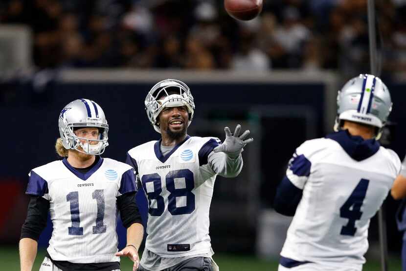 Dallas Cowboys wide receiver Cole Beasley (11) and Dallas Cowboys wide receiver Dez Bryant...