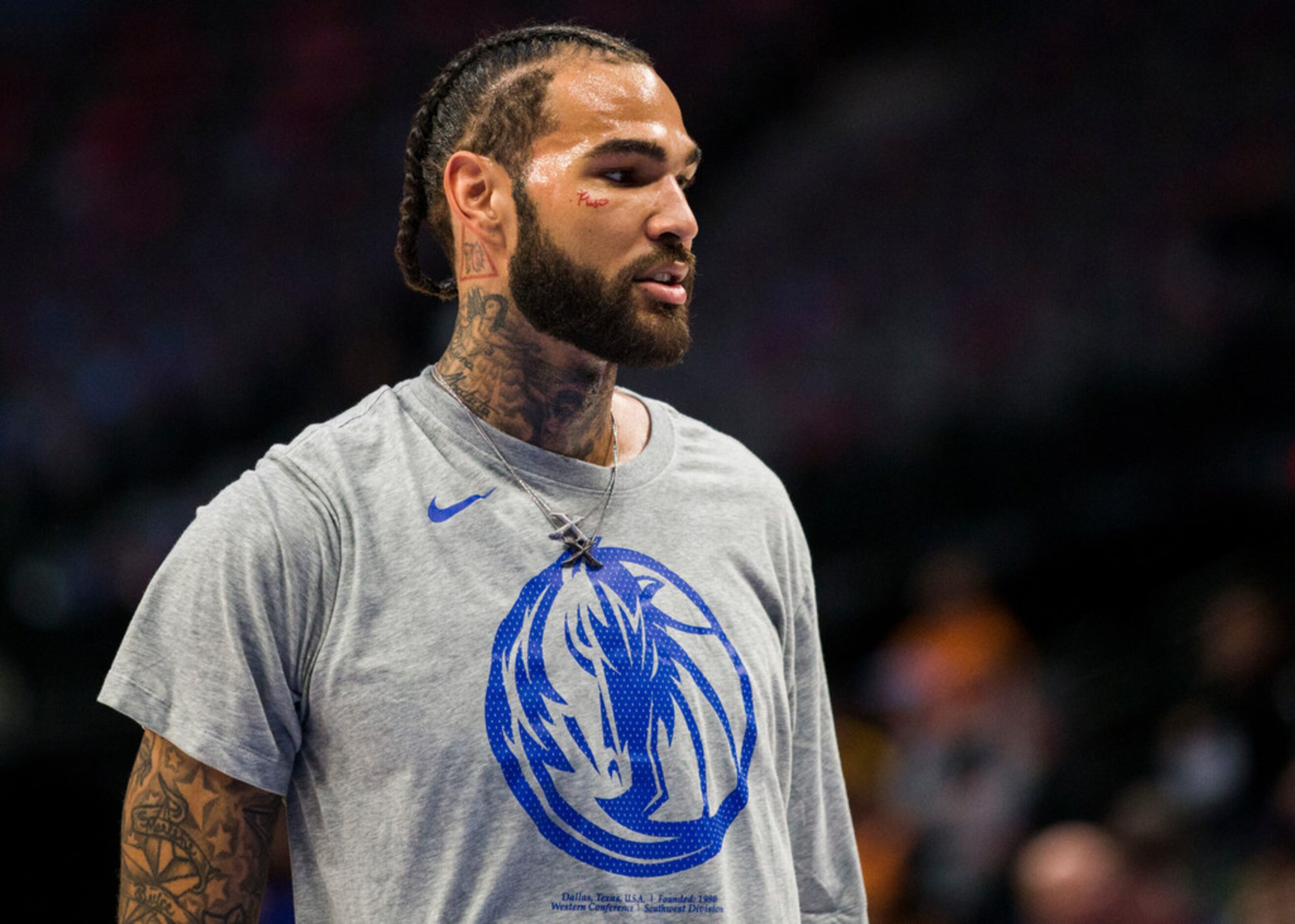 Dallas Mavericks center Willie Cauley-Stein (33) warms up before an NBA game between the...