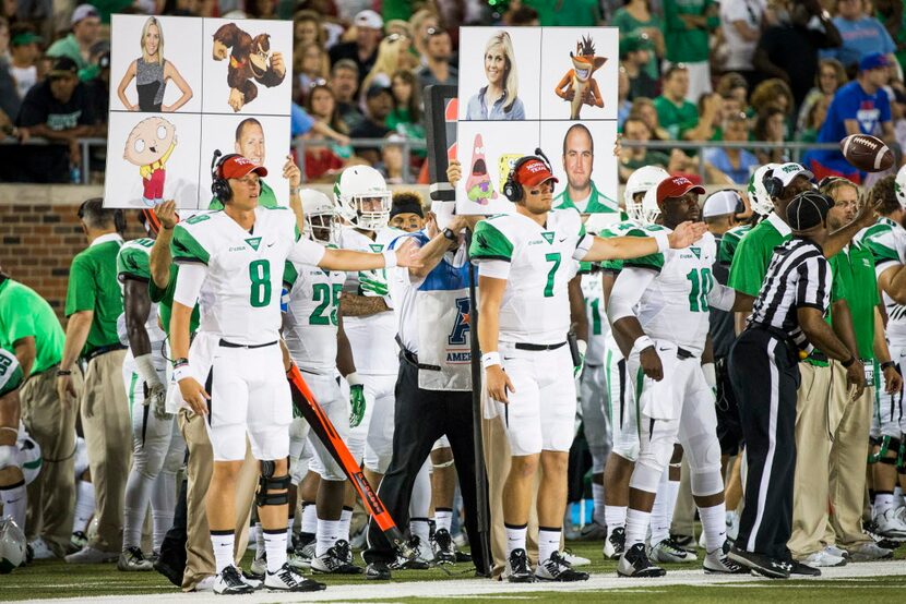 North Texas quarterbacks Josh Greer (8) and Connor Means (7) send in singles during the...