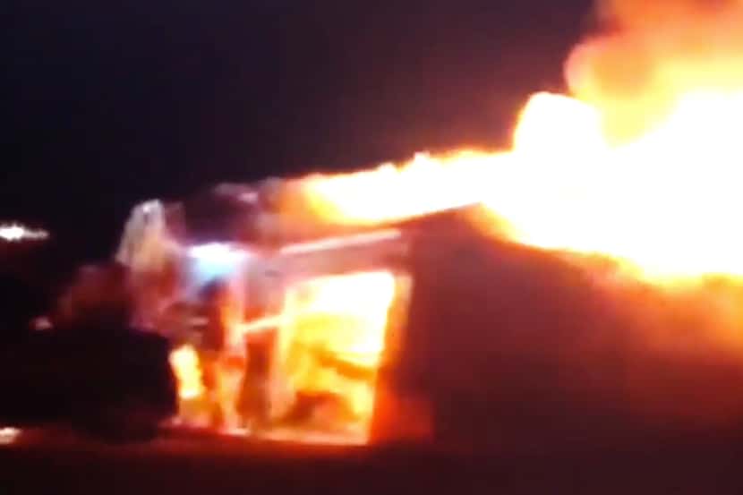 Un rayó quemó la casa de los Haddock mientras estaban en el hospital durante el nacimiento...