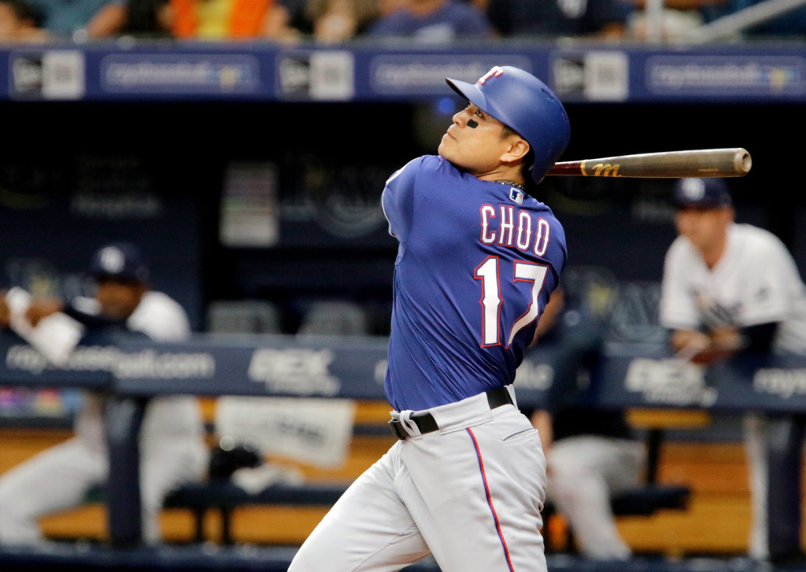 ST. PETERSBURG, FL - JUNE 29: Shin-Soo Choo #17 of the Texas Rangers watches the ball til to...