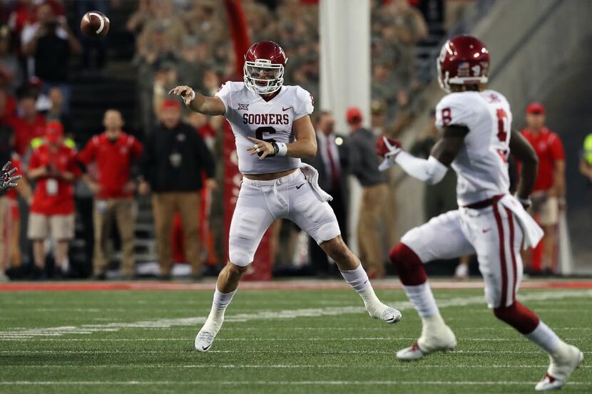 COLUMBUS, OH - SEPTEMBER 09:  Baker Mayfield #6 of the Oklahoma Sooners throws a pass during...