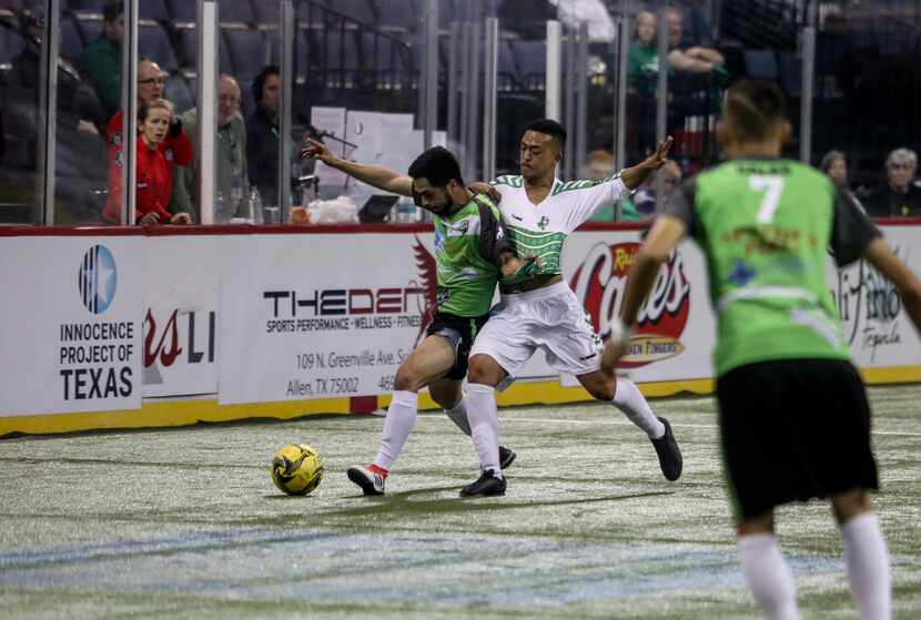 TJ Nelson plays defense for the Dallas Sidekicks against El Paso. (12/15/18)