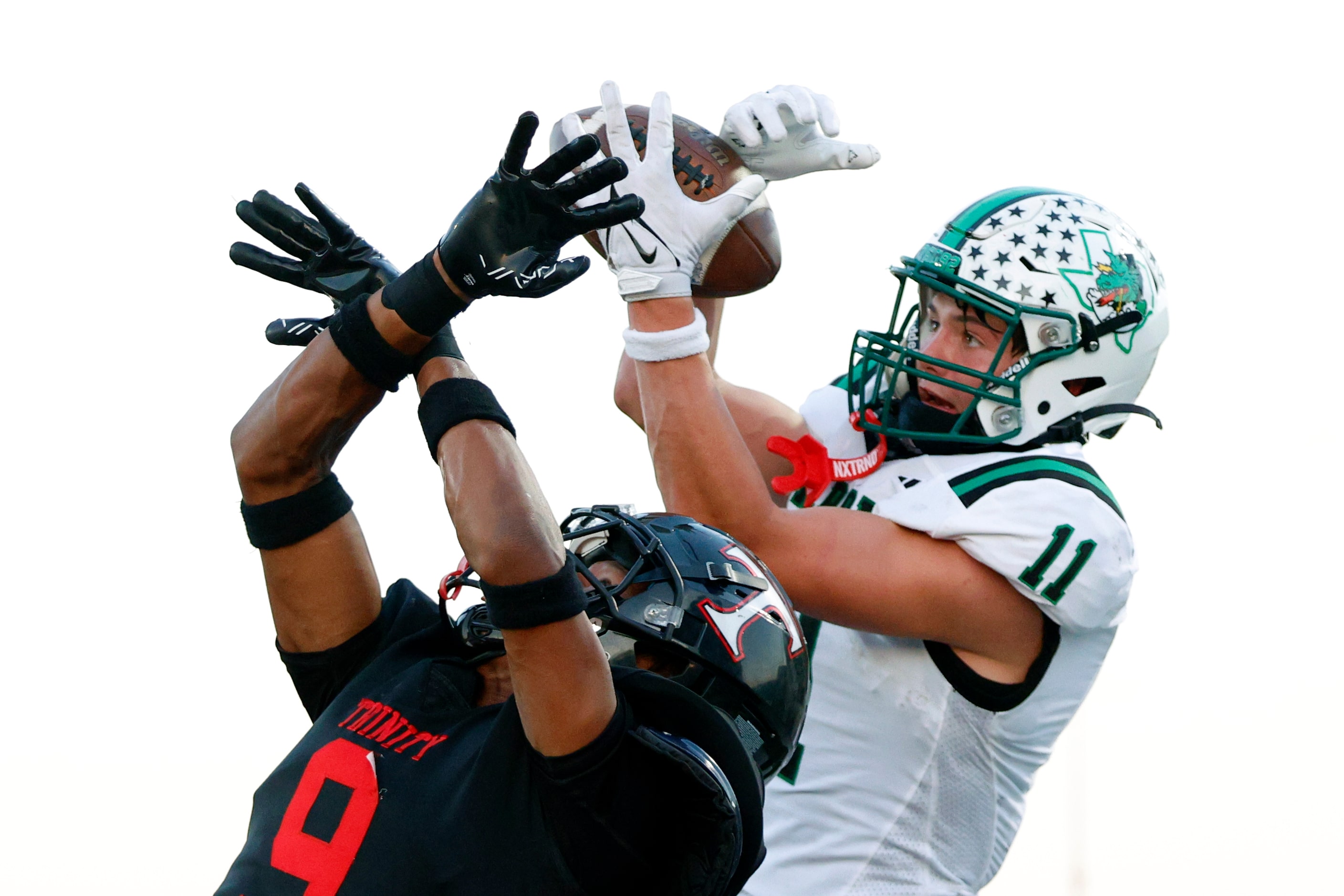 Southlake Carroll wide receiver Brock Boyd (11) catches a pass for a touchdown over Euless...