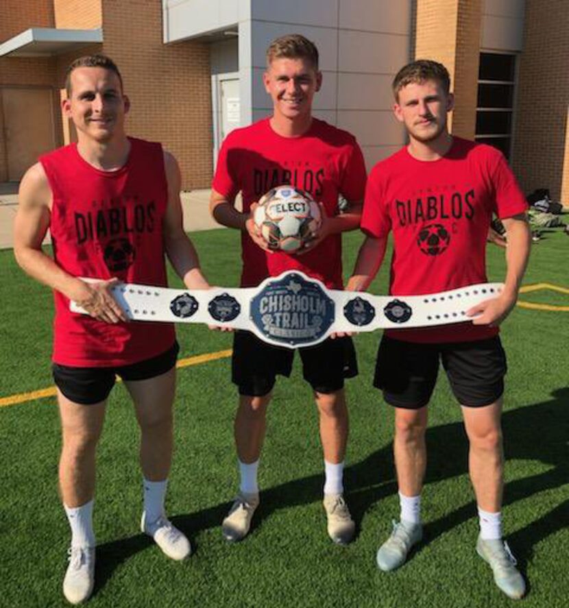 Denton Diablos with the Chisholm Trail Clásico belt.