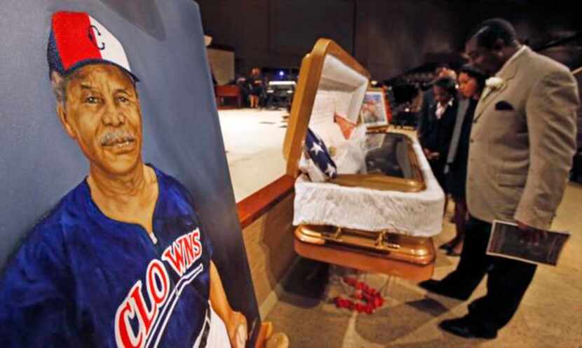 
Mourners marked the life of Elite News founder and former Negro Leagues baseball player...