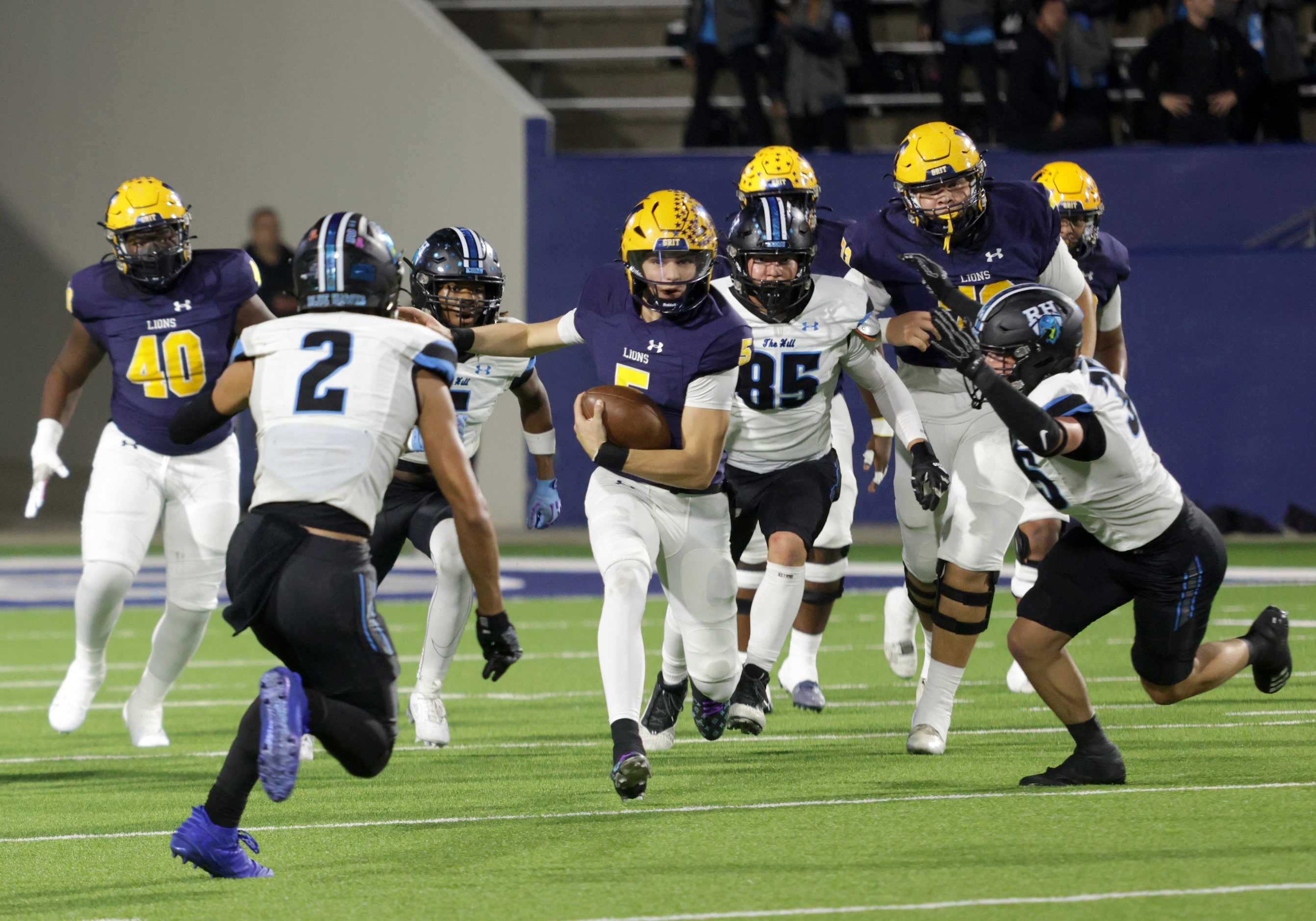 McKinney player #5 Jeremiah Daoud runs the ball during the Prosper Rock Hill High School...