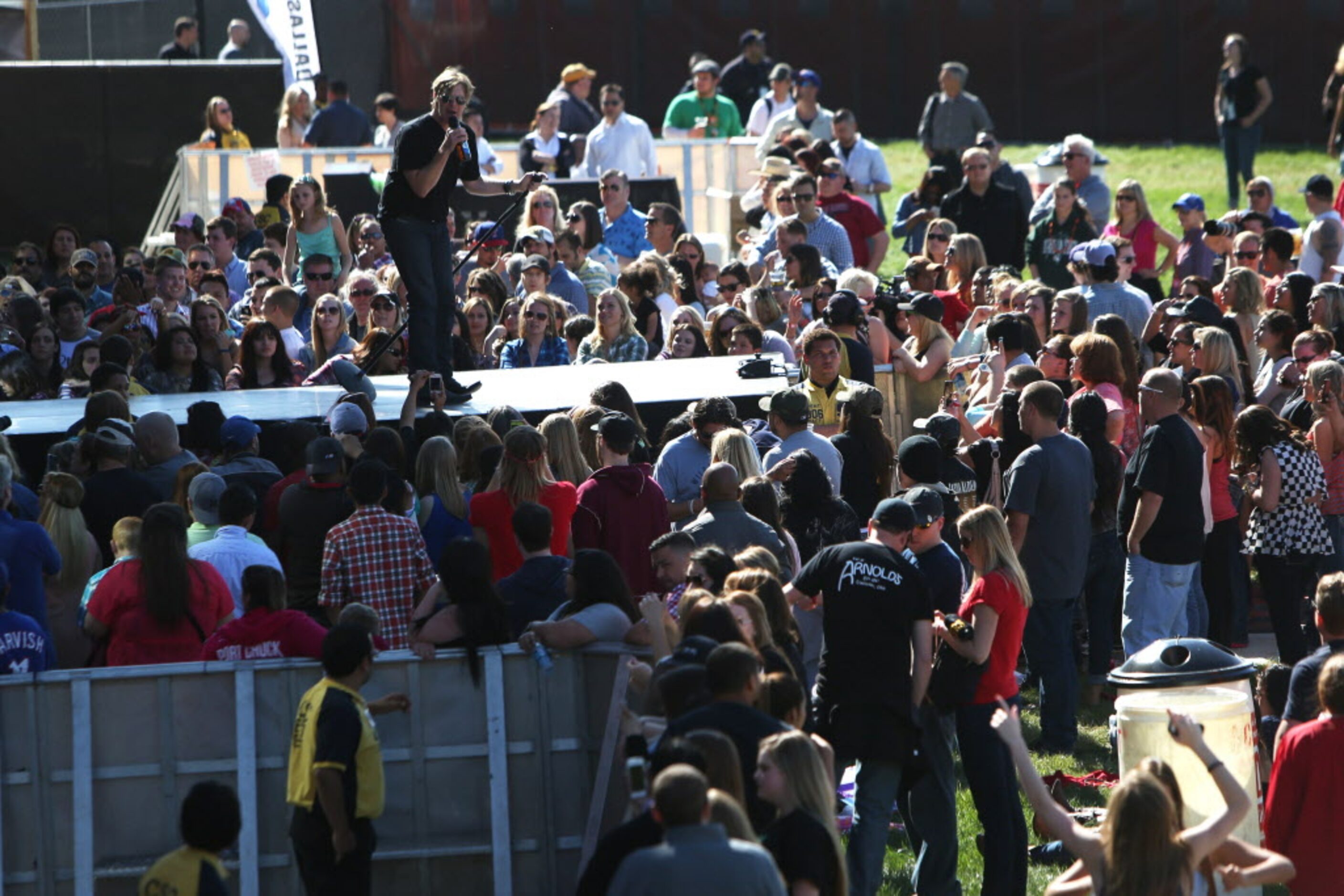 Jack Ingram performs onstage at the 2014 NCAA March Madness Music Festival during the NCAA...