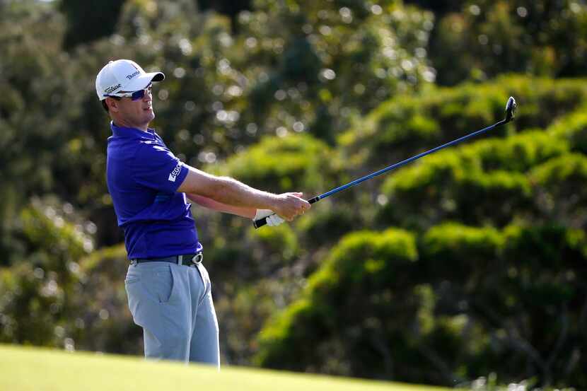 LAHAINA, HI - JANUARY 06:  Zach Johnson plays a shot on the 17th hole during the final round...