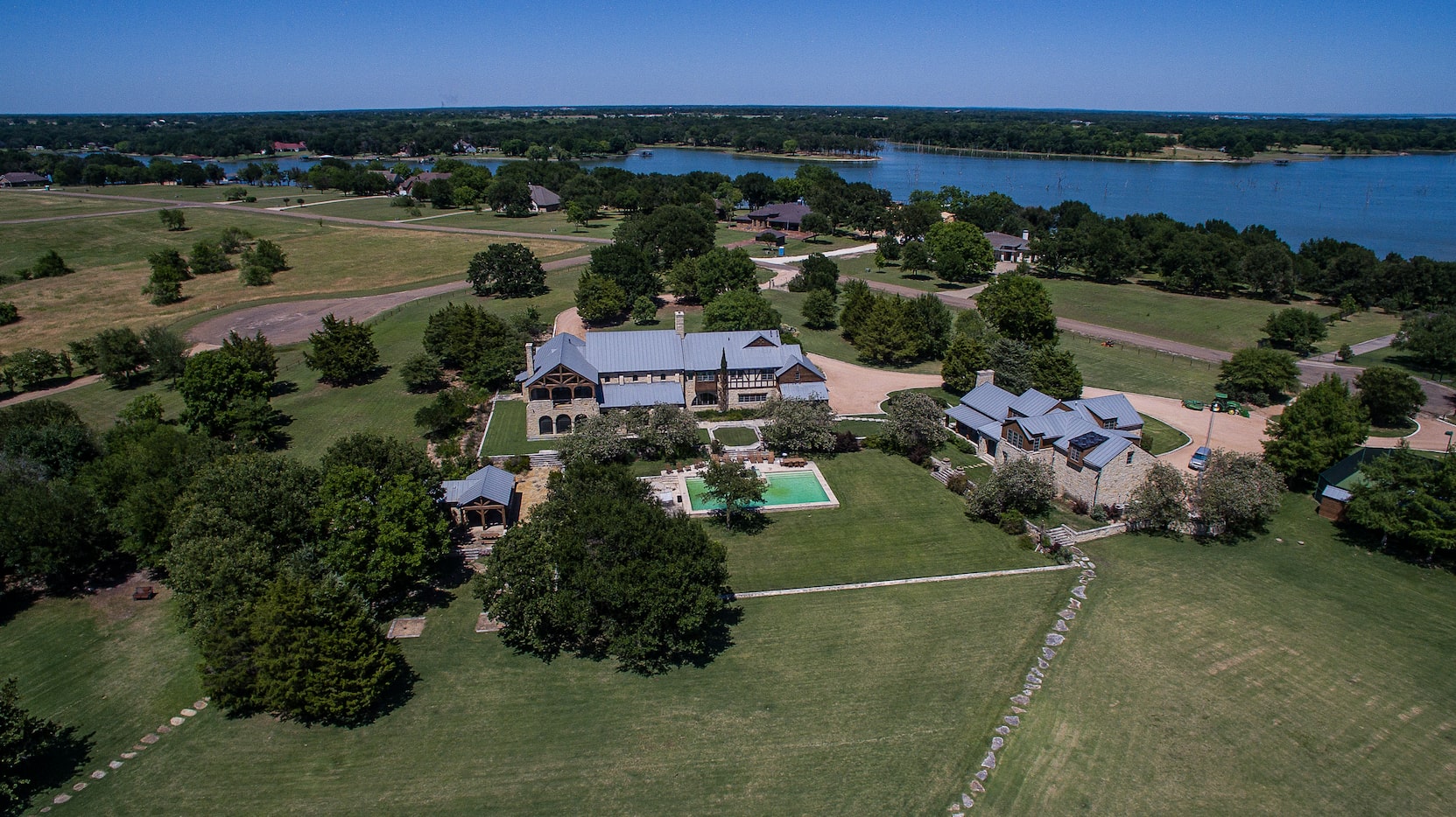 Take a look at the home at 316 Tonkawa Trail in Corsicana.