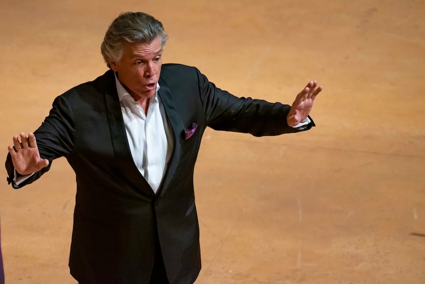 Baritone Thomas Hampson sings with the Dallas Symphony Orchestra and Chorus and music...