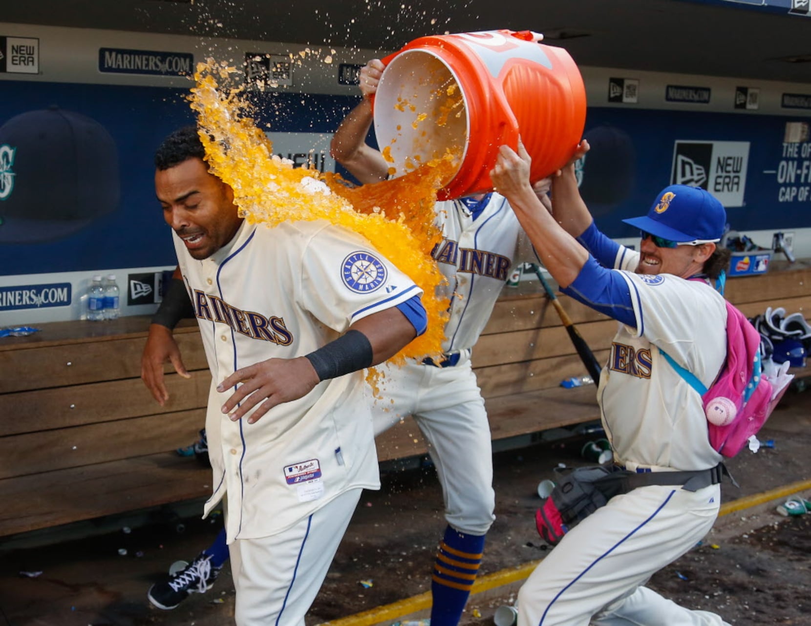 Texas Rangers right fielder Nelson Cruz (L) and relief pitcher