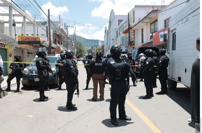 Un gran operativo policial se llevó a cabo en el Estado de México tras el asesinato de...