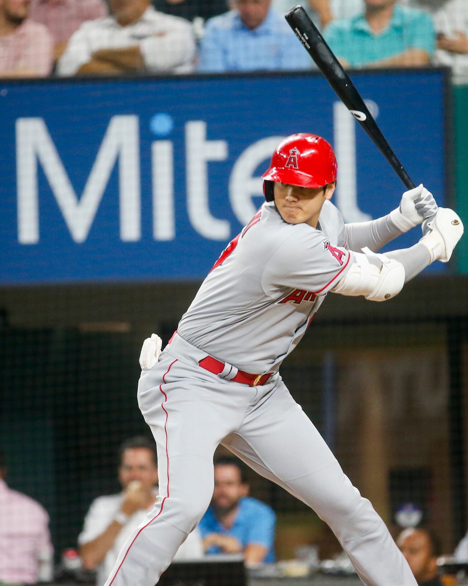 Los Angeles Angels designated hitter Shohei Ohtani (17) prepares for Texas Rangers starting...