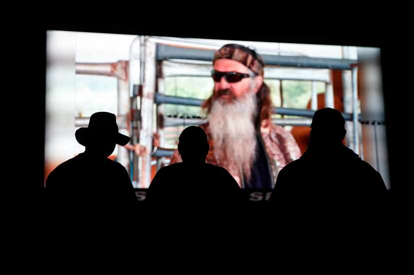 Fans watched the latest episode of Duck Dynasty as Texas Motor Speedway previewed its "Big...