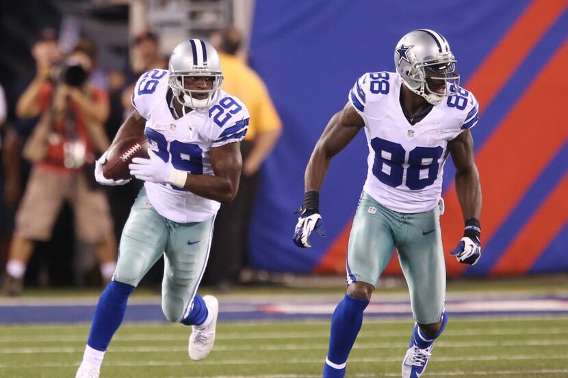 FILE — Dallas Cowboys running back DeMarco Murray (29), blocked by Dallas Cowboys wide...