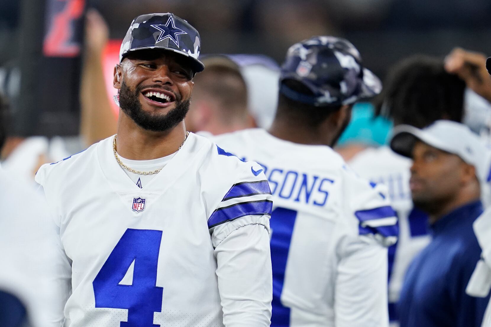 Dallas Cowboys' Dak Prescott Signs Blockchain.com Crypto Endorsement Deal -  Bloomberg