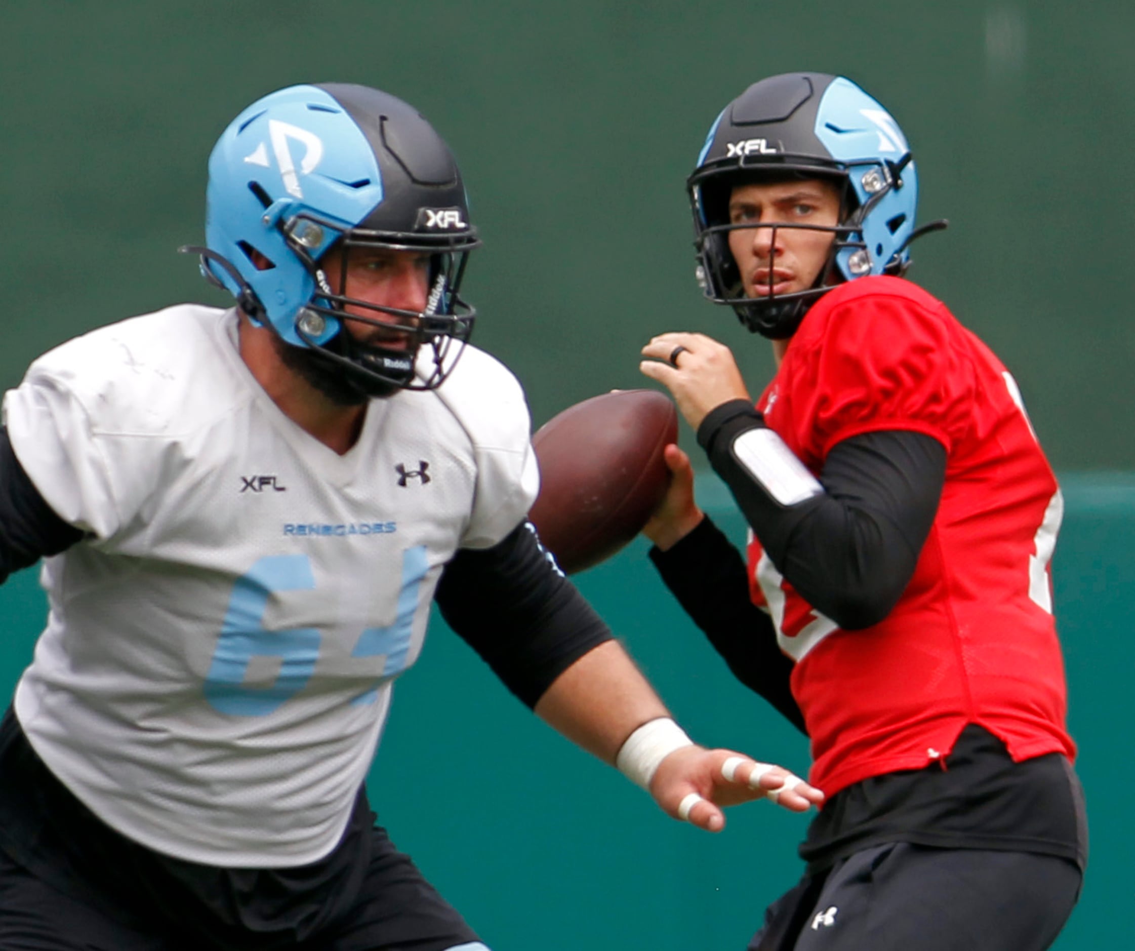 Arlington Renegades land QB Luis Perez in trade with Vegas Vipers