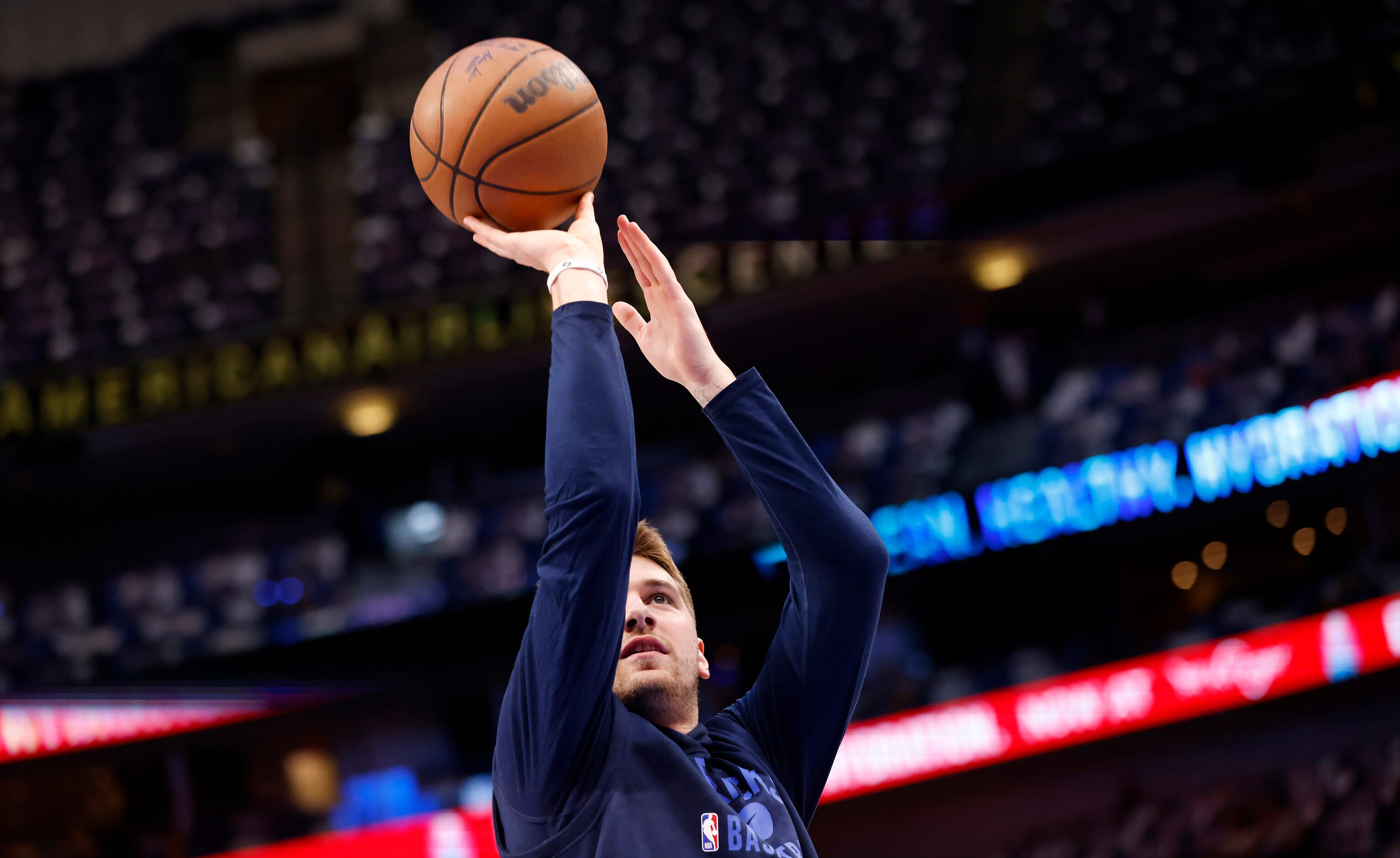 Dallas Mavericks guard Luka Doncic (77) warms up before Game 3 of the NBA Western Conference...