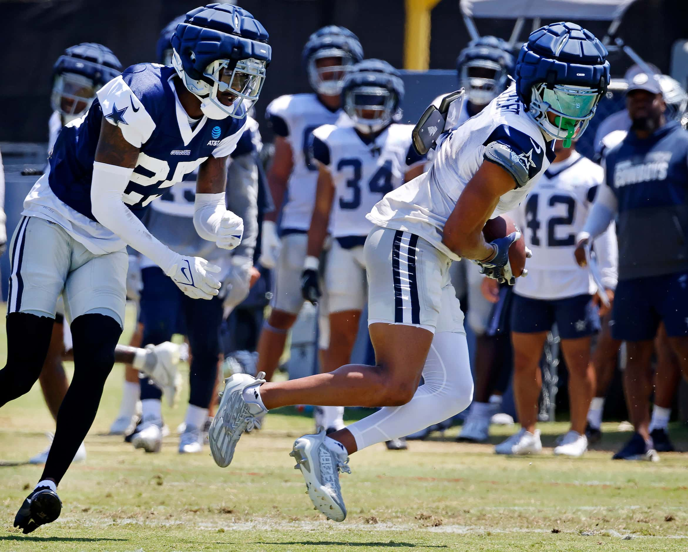 Dallas Cowboys wide receiver Jalen Tolbert (1) spins away from cornerback Nahshon Wright...