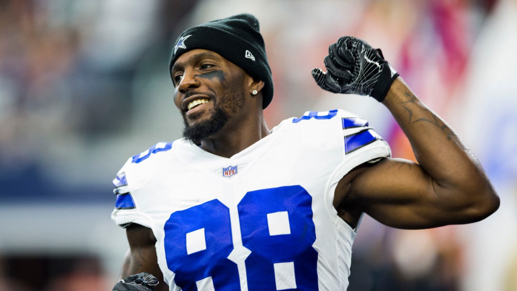 Saints look to fill void with the addition of Dez Bryant