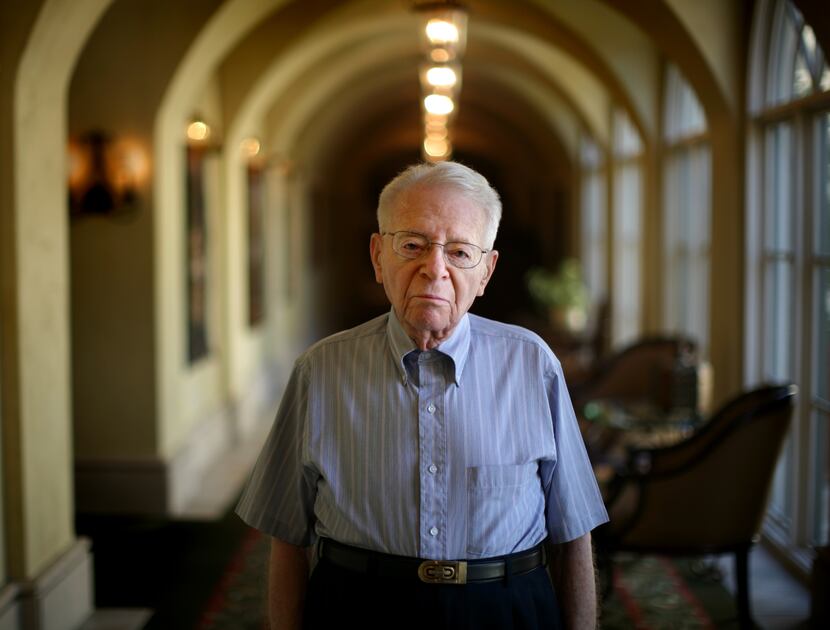 Rudy Baum poses for a portrait at the Edgemere retirement community in Dallas in 2008.