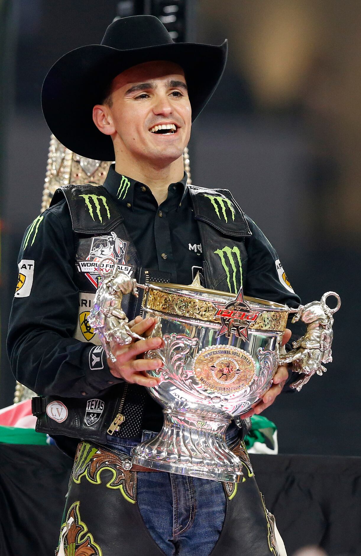 Photos Jose Vitor Leme captures the title in PBR World Finals at AT&T Stadium